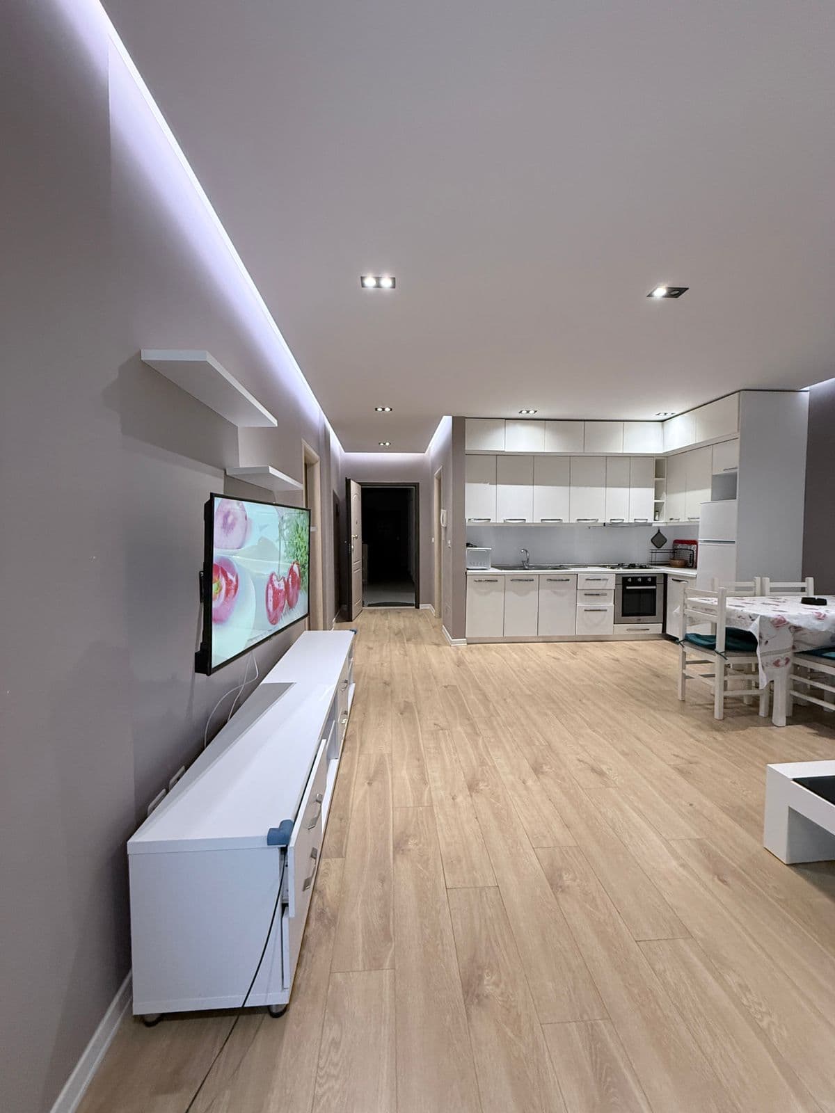 JEPET ME QERA APARTAMENT 1+1 VOLLGA DURRES 2