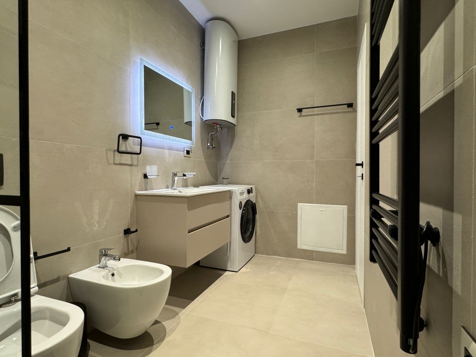 SHITET APARTAMENT 1+1 ILIRIA PLAZH, DURRES