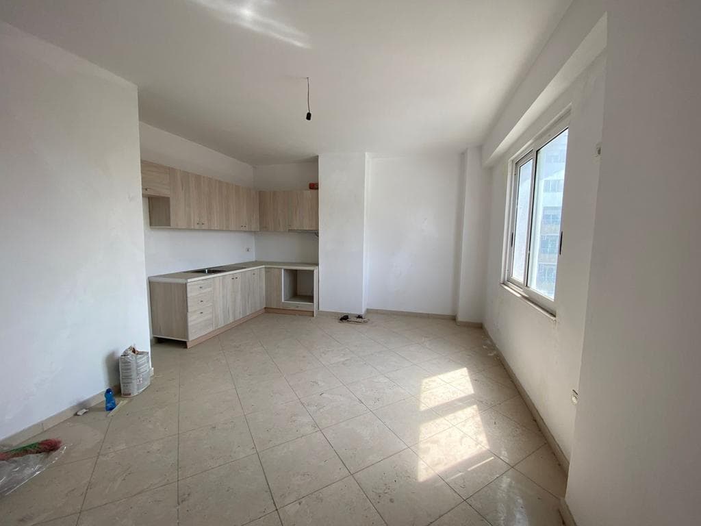 SHITET APARTAMENT 2+1 NE SPITALLE, DURRES. 4