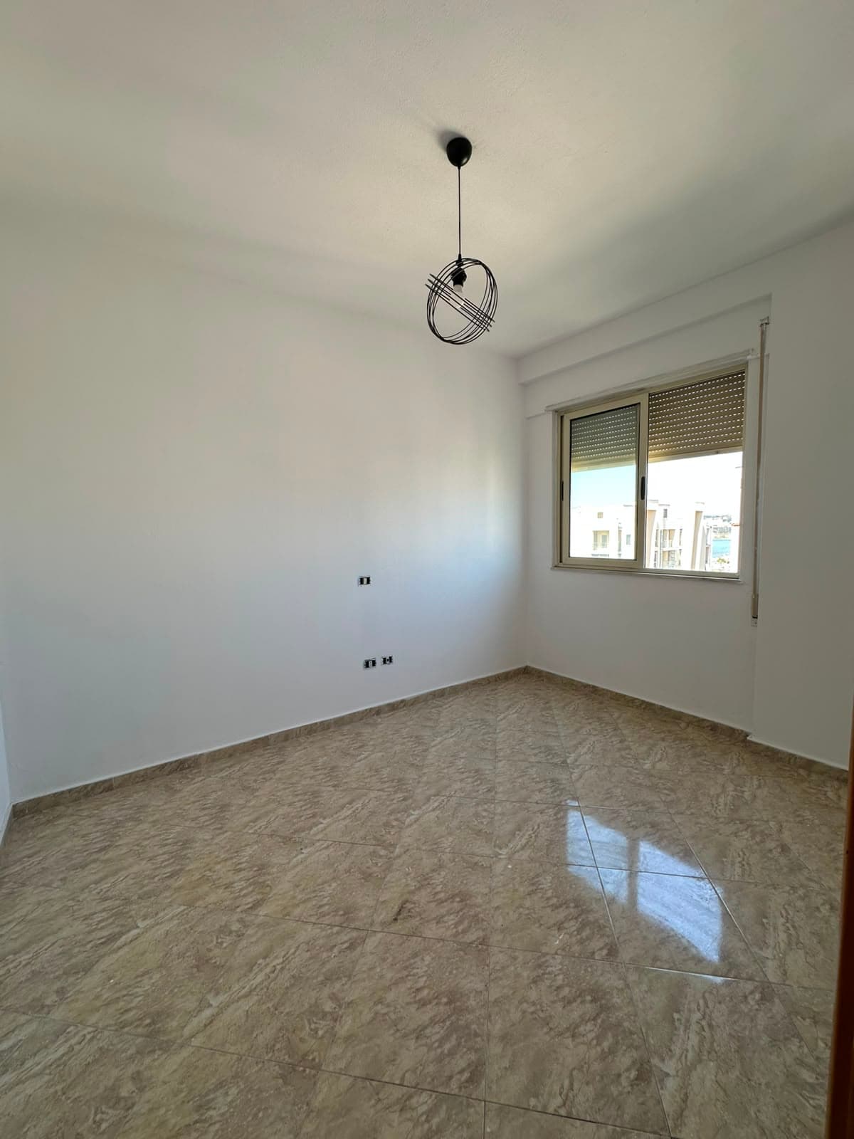 SHITET APARTAMENT 2+1 URA E DAJLANIT, DURRES 3