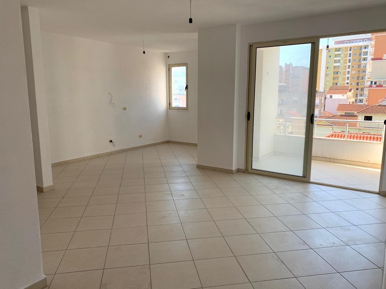 SHITET APARTAMENT 2+1 LAGJA 16,DURRES!