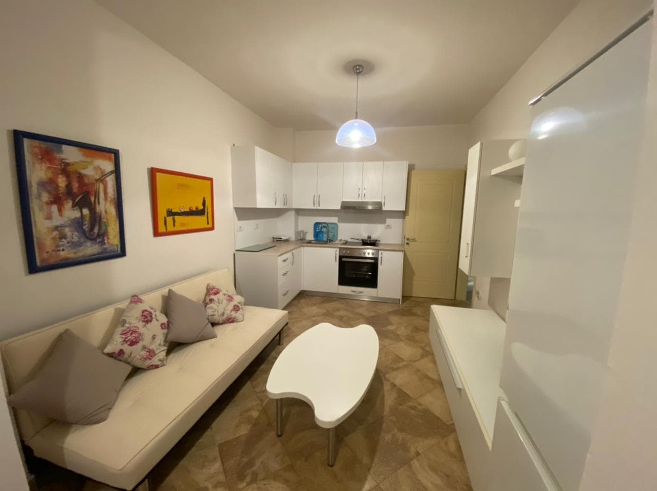 SHITET APARTAMENT 1+1 PRANE VILA LULE,ILIRIA PLAZH,DURRES.