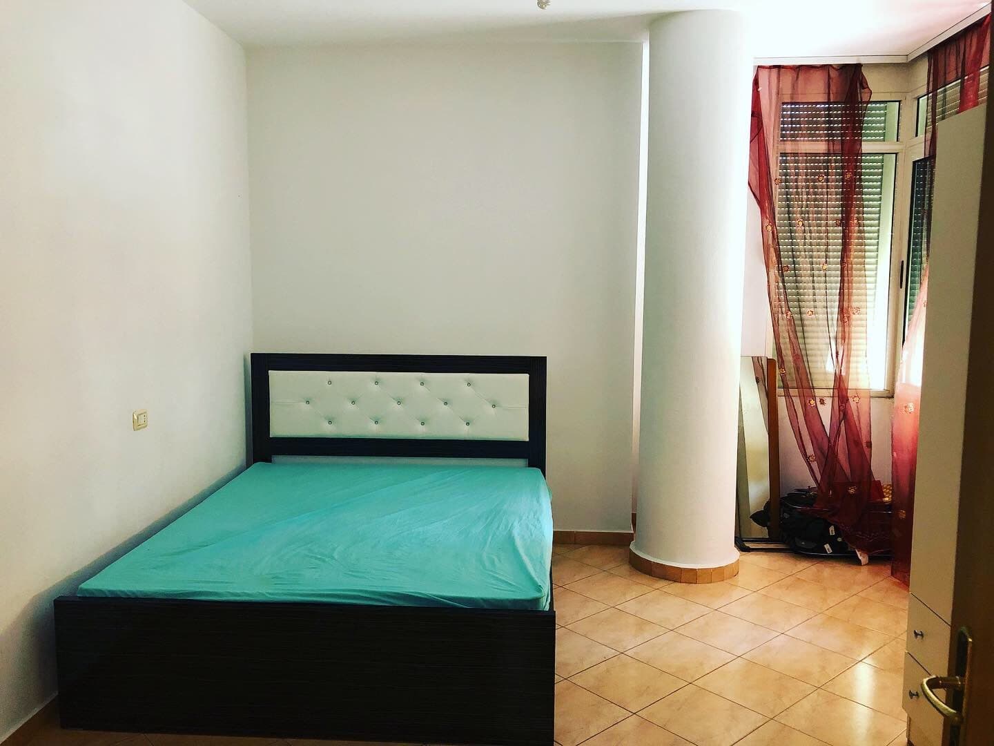 SHITET APARTAMENT 1+1 PRANE PELIKANIT PLAZH ,DURRES! 4