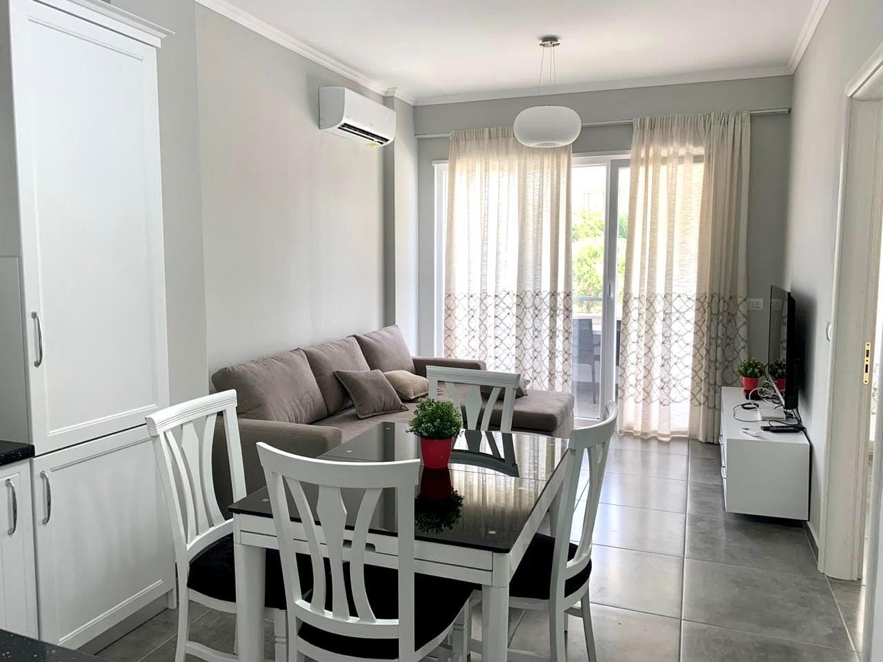 SHITET APARTAMENT 1+1,GJIRI I LALEZIT,KOMPLEKSI LURA 3.