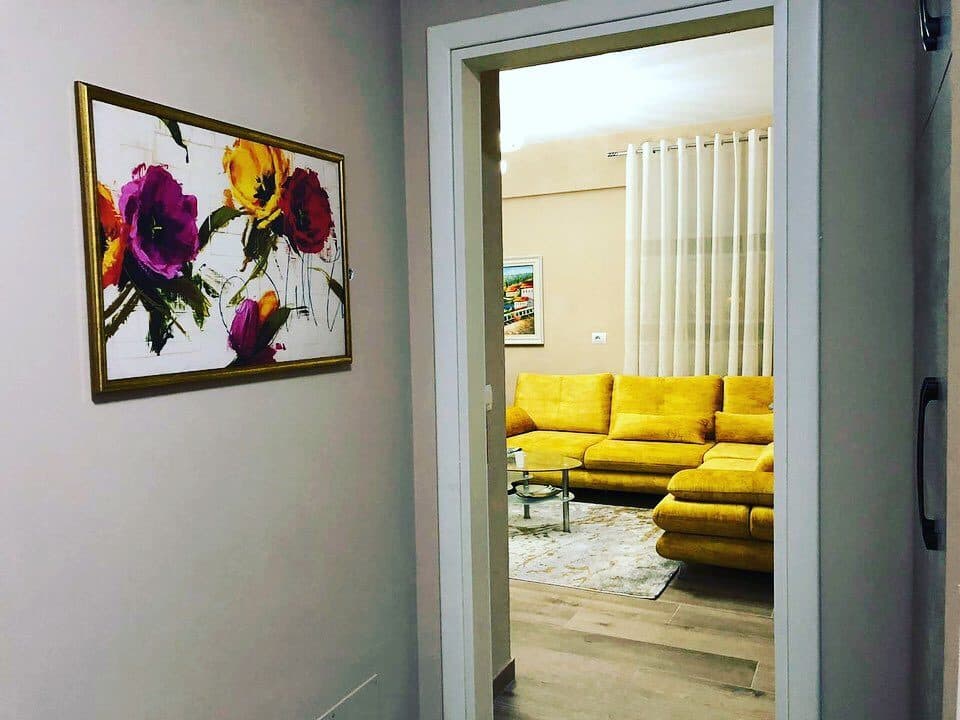 JEPET ME QERA APARTAMENT 2+1 TE GJYKATA,DURRES! 4