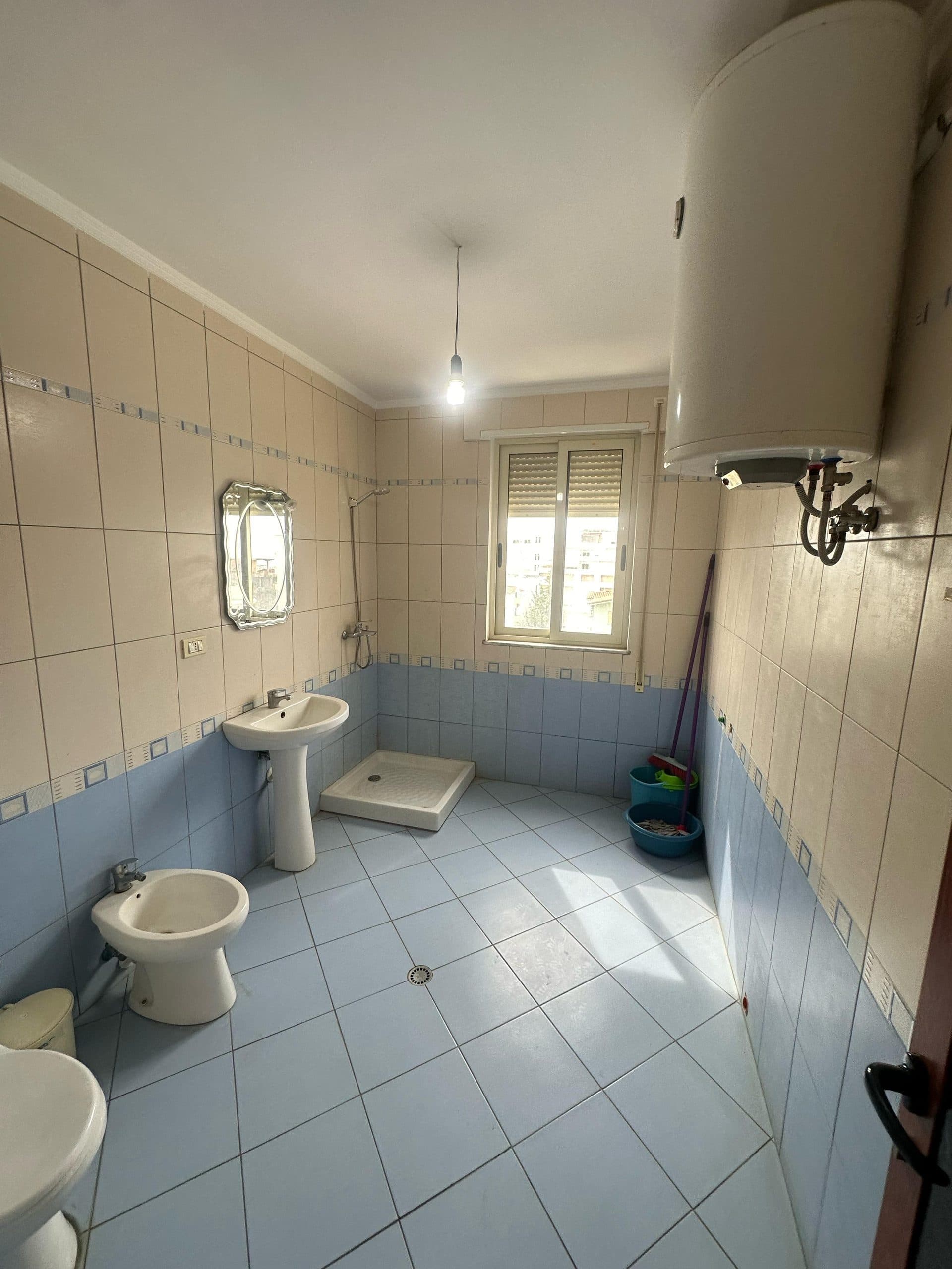 SHITET APARTAMENT 2+1, PLAZH ILIRIA, DURRES. 4