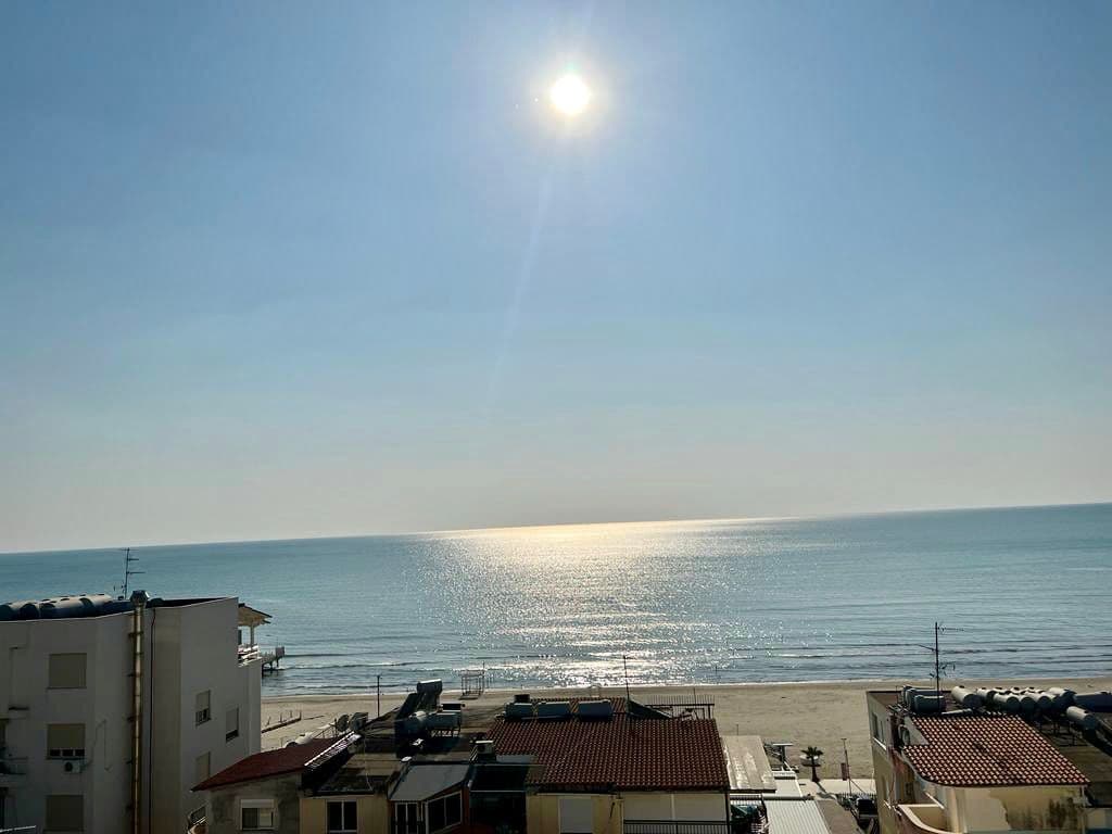 SHITET APARTAMENT 2+1 ME PAMJE NGA DETI PRANE MAJESTIC, GOLEM, DURRES.