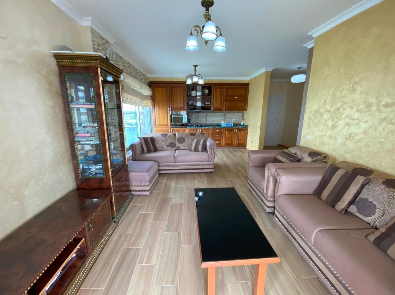 SHITET APARTAMENT 2+1 PRANE COSTA DEL SOL, CURRILA, DURRES. 4