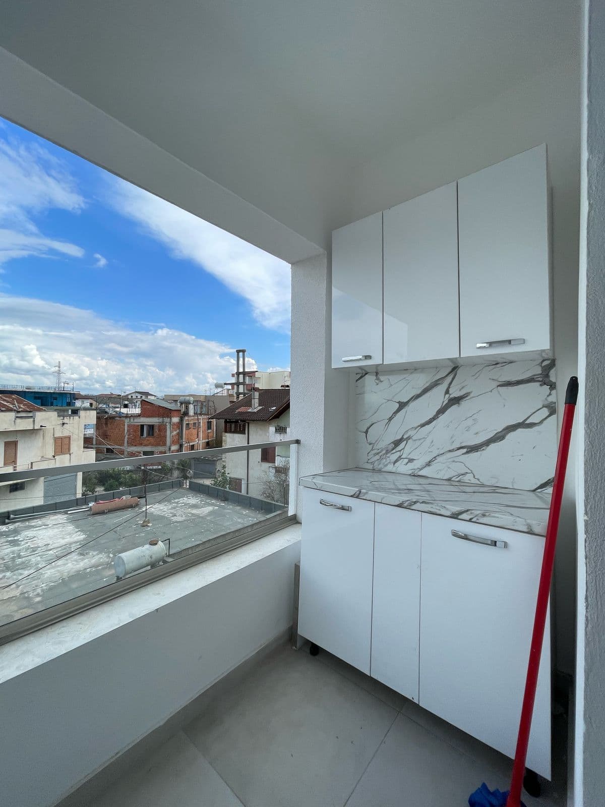 JEPET ME QERA APARTAMENT 1+1 TREGU INDUSTRIAL ,DURRES 4
