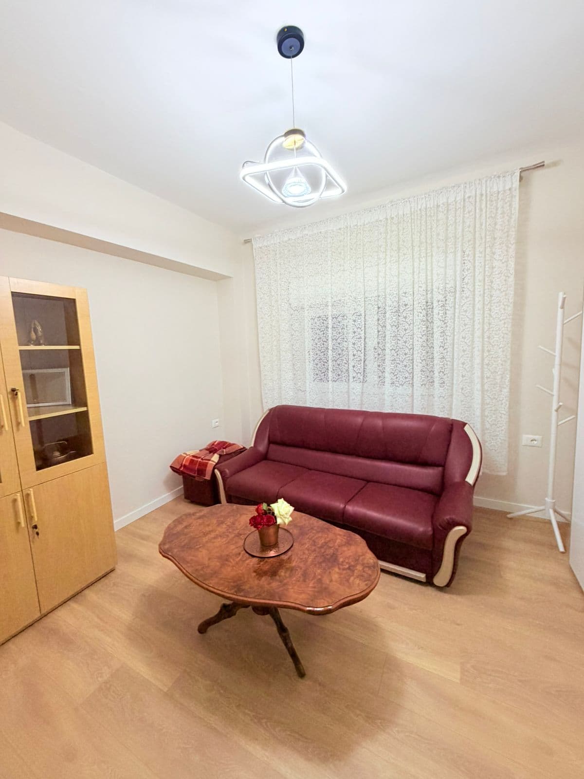 JEPET ME QERA APARTAMENT 2+1 PRANE MUZEUMIT, DURRES 4