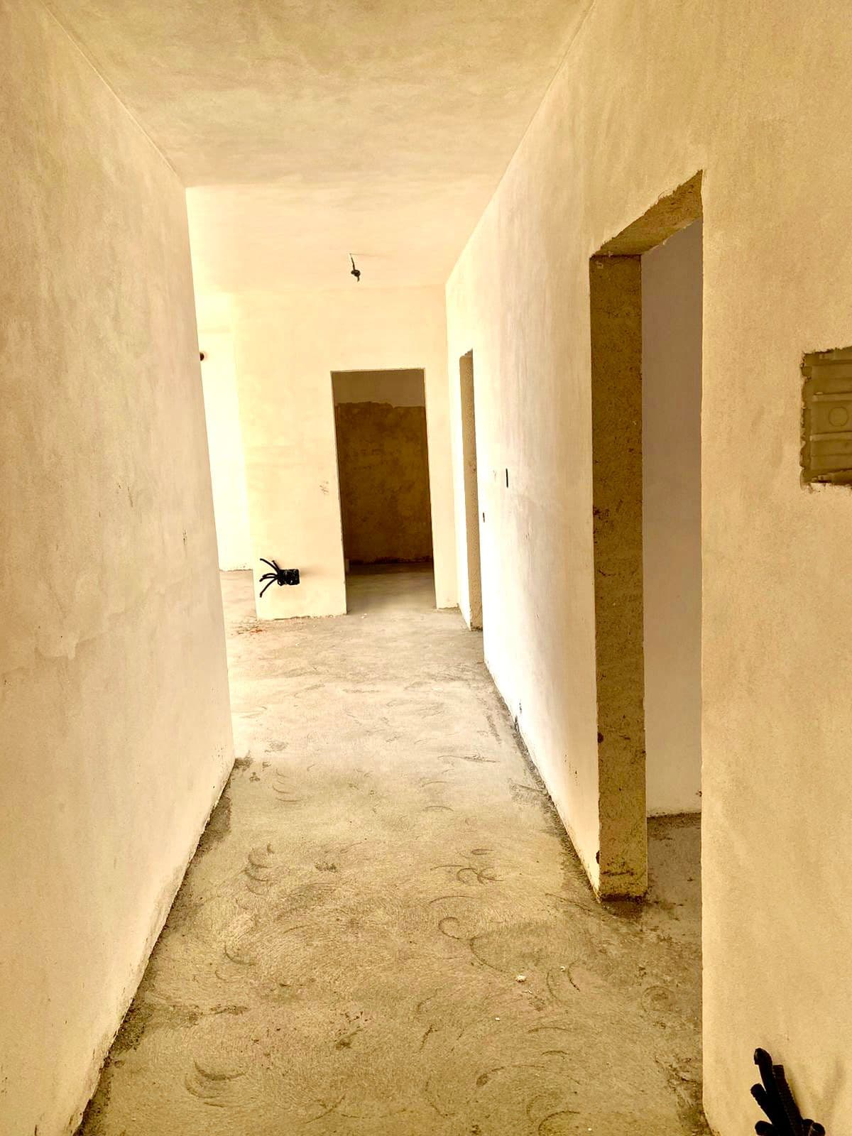 SHITET APARTAMENT 2+1 PRANE VILES SE ZOGUT, DURRES. 4