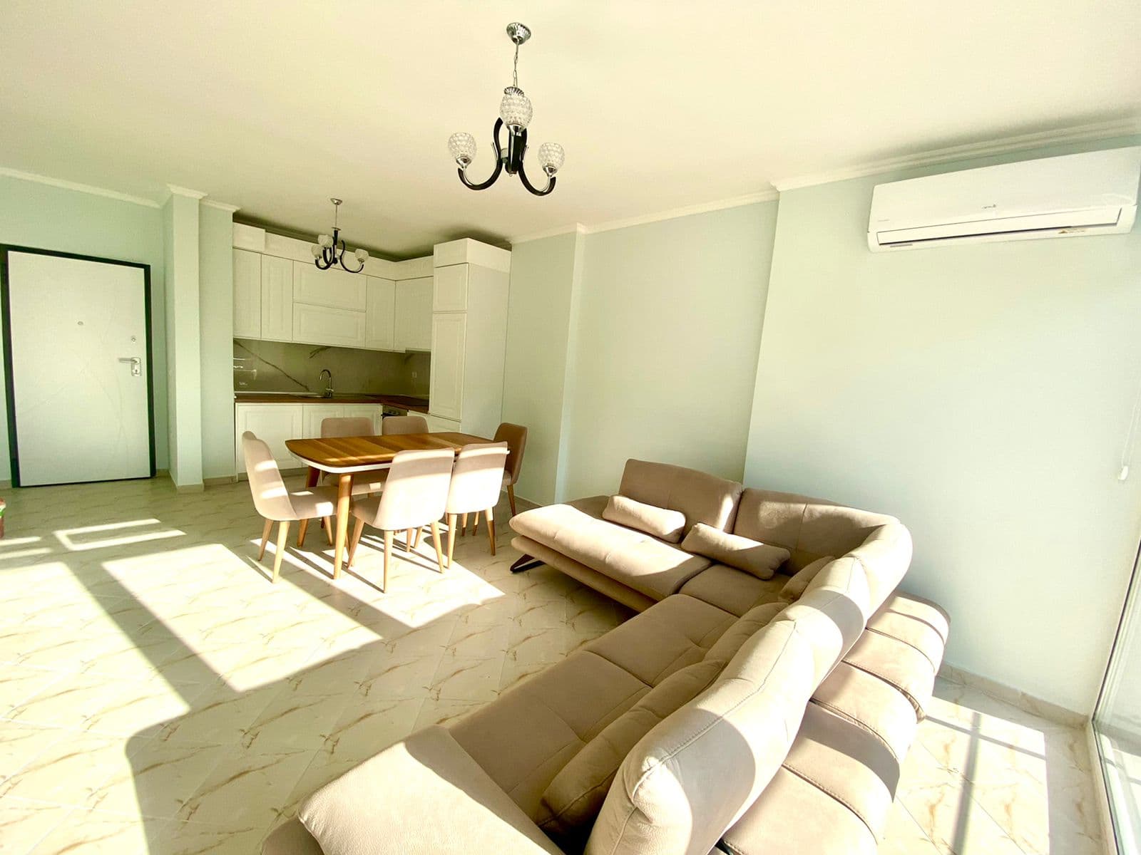 SHITET APARTAMENT 2+1 PRANE SHKOLLES ITALIANE, VOLLGA, DURRES. 3