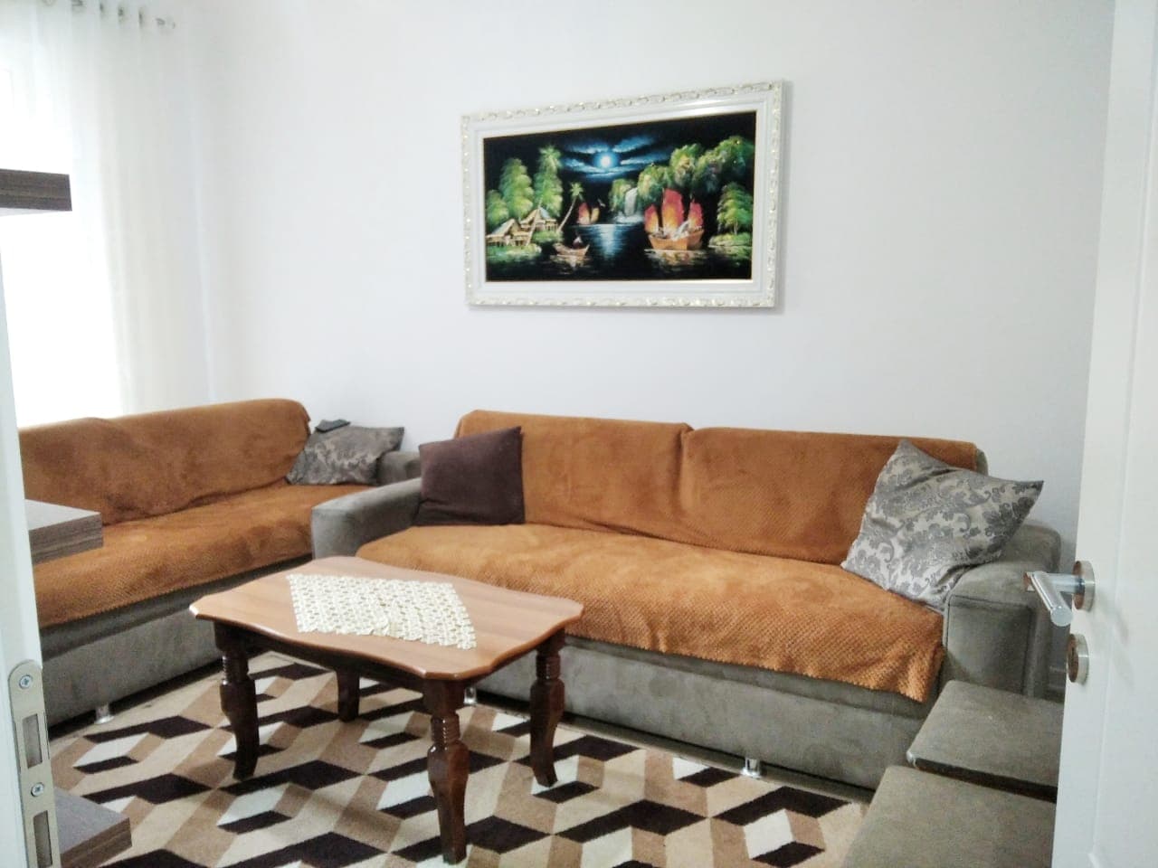 SHITET APARTAMENT 1+1 PRANE ISH POLICISE BASHKIAKE,RRUGA ISUF FERRA,DURRES. 2