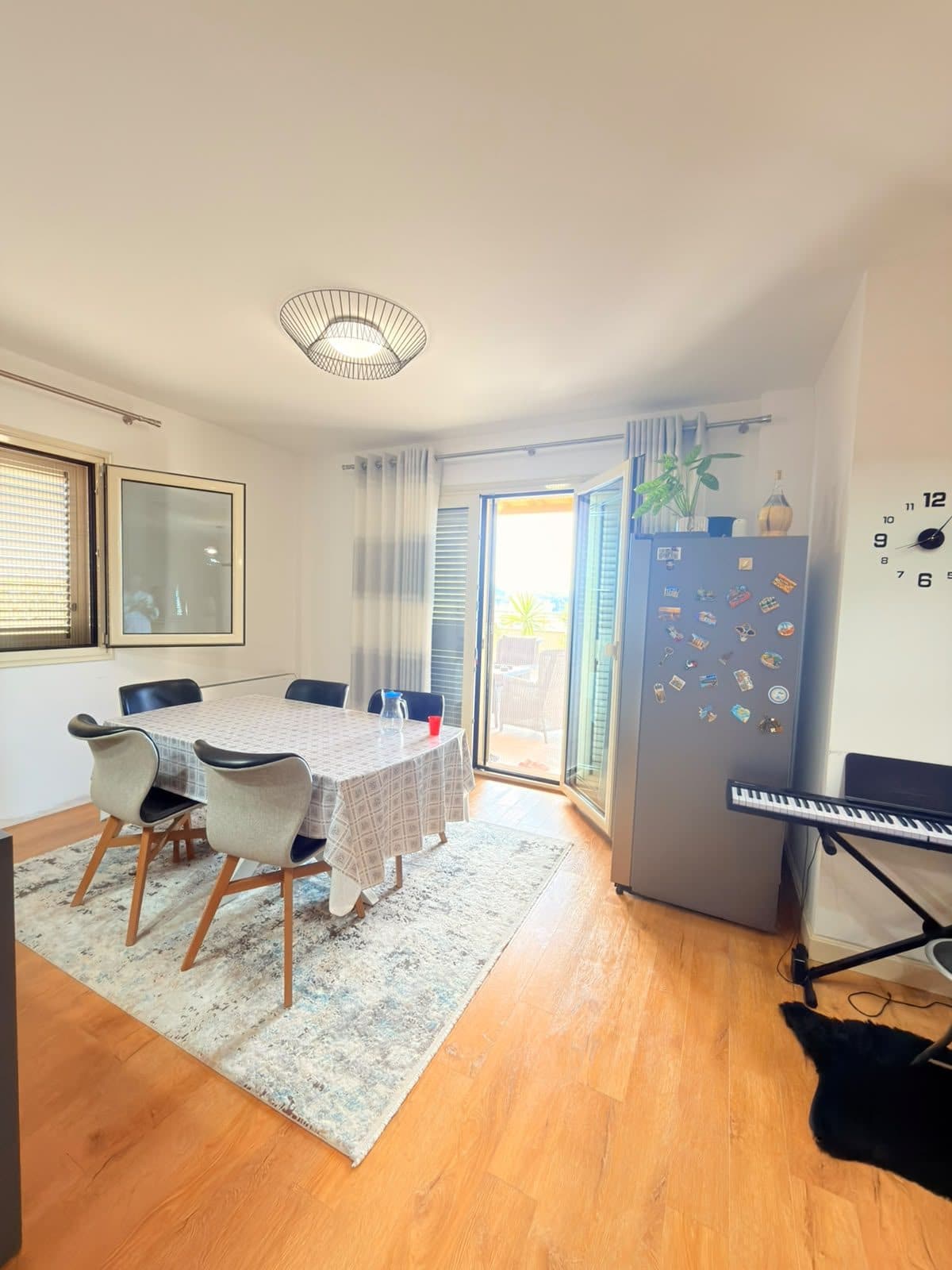 SHITET PENTHOUSE PRANE STACIONIT TE TRENIT, DURRES 4