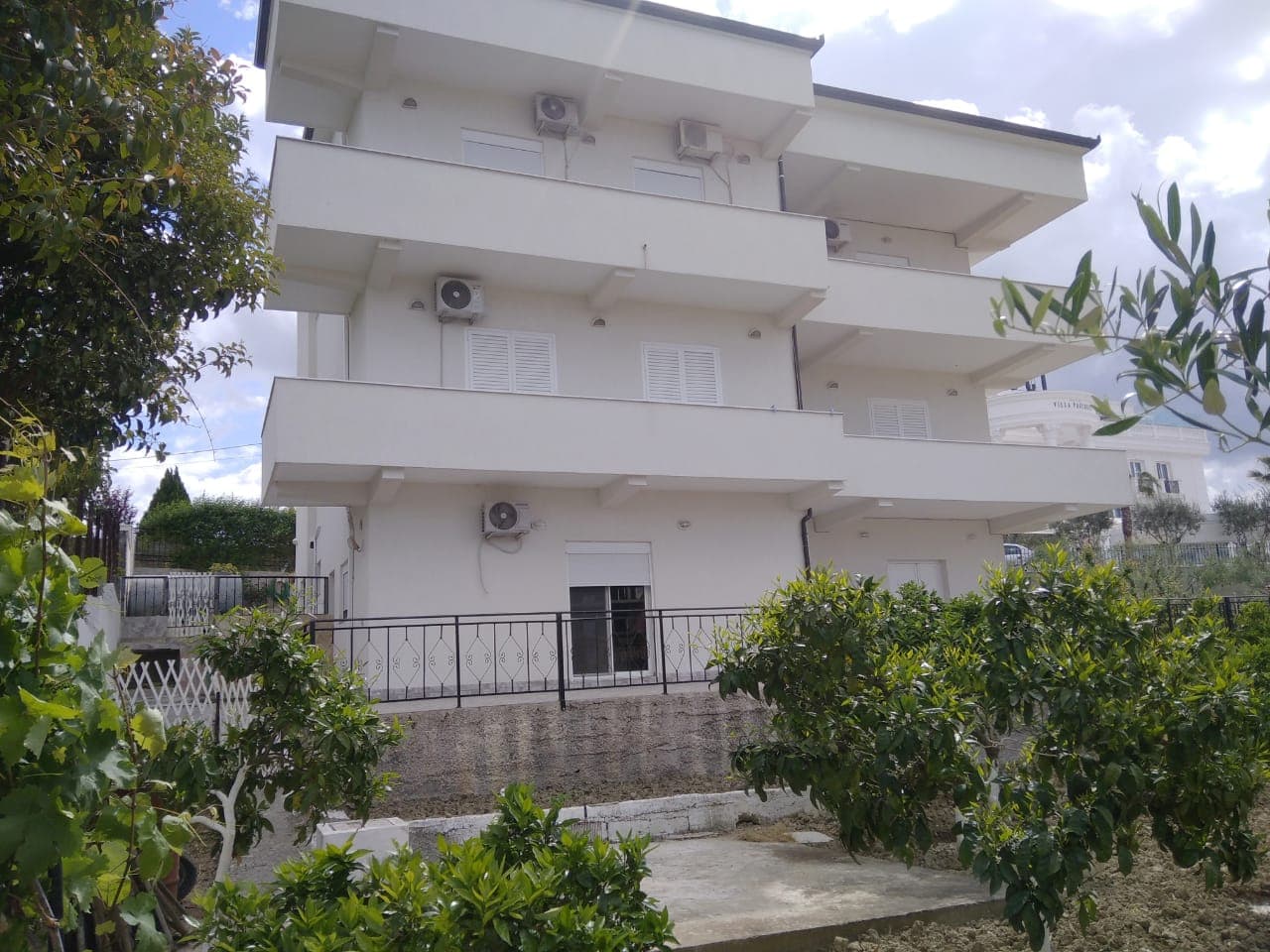 SHITET VILE 3 KATESHE,PRANE HOTEL VILLA PASCUCCI,PLEPA,DURRES .