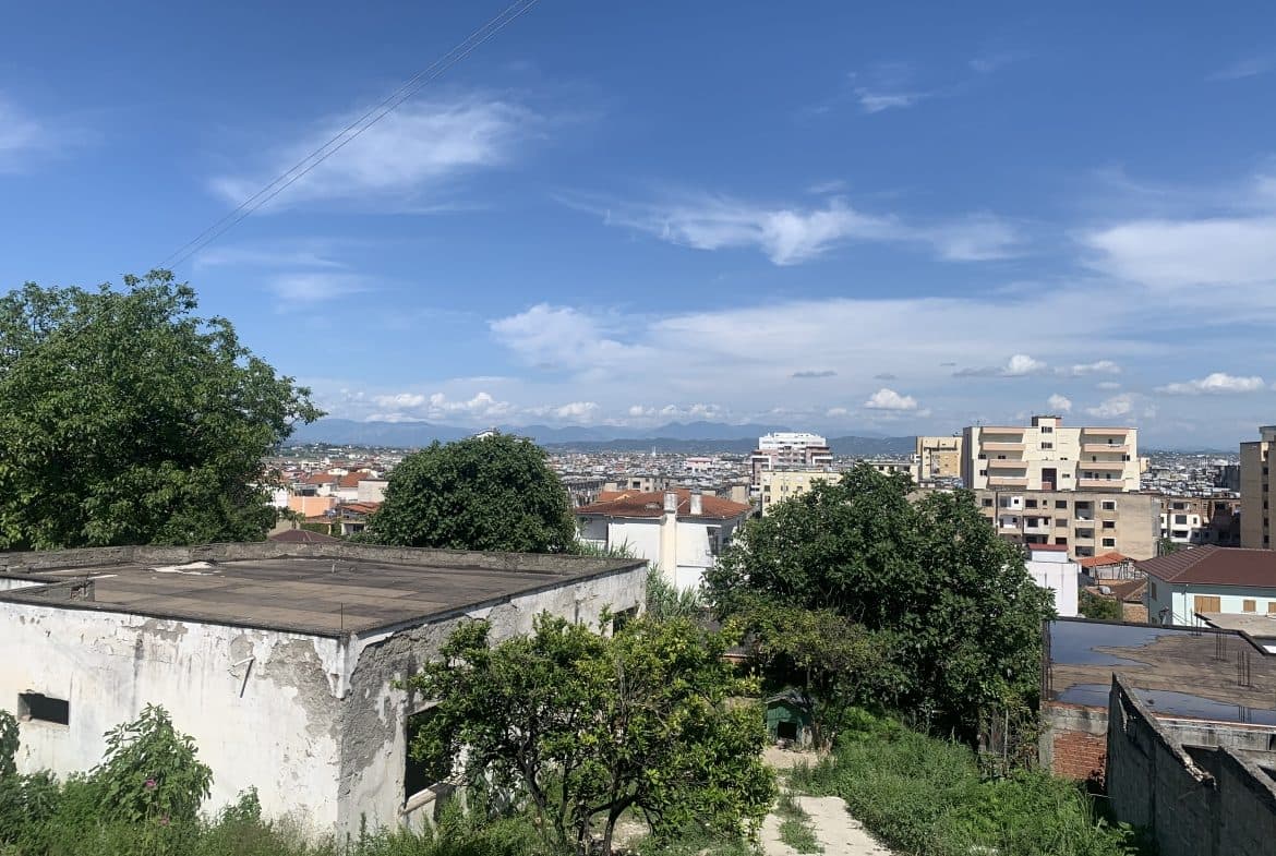 SHITET TRUALL PRANE SPITALIT RAJONAL,DURRES! 2