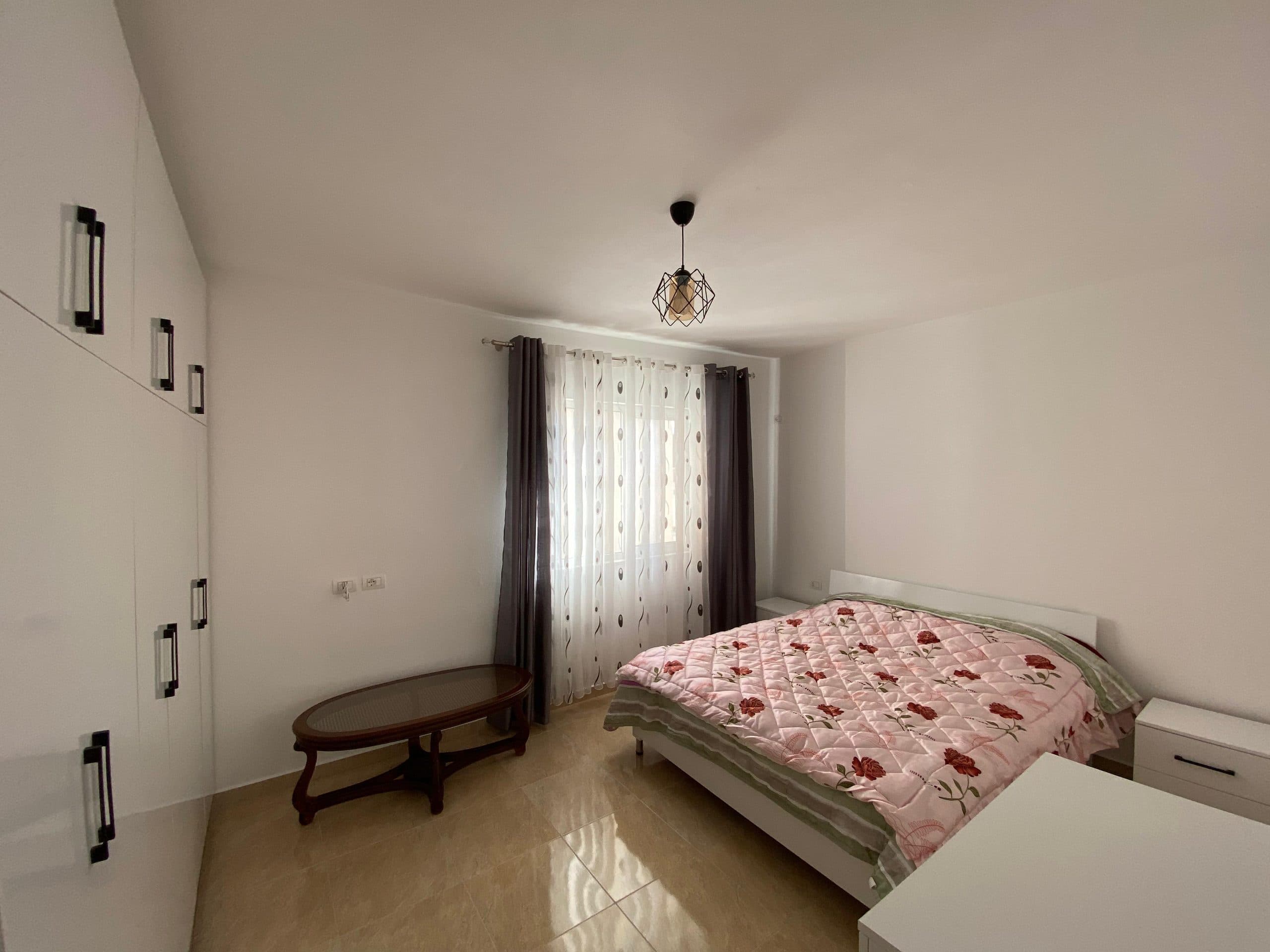 JEPET ME QERA APARTAMENT 2+1, FABRIKA MAKARONAVE, DURRES. 3