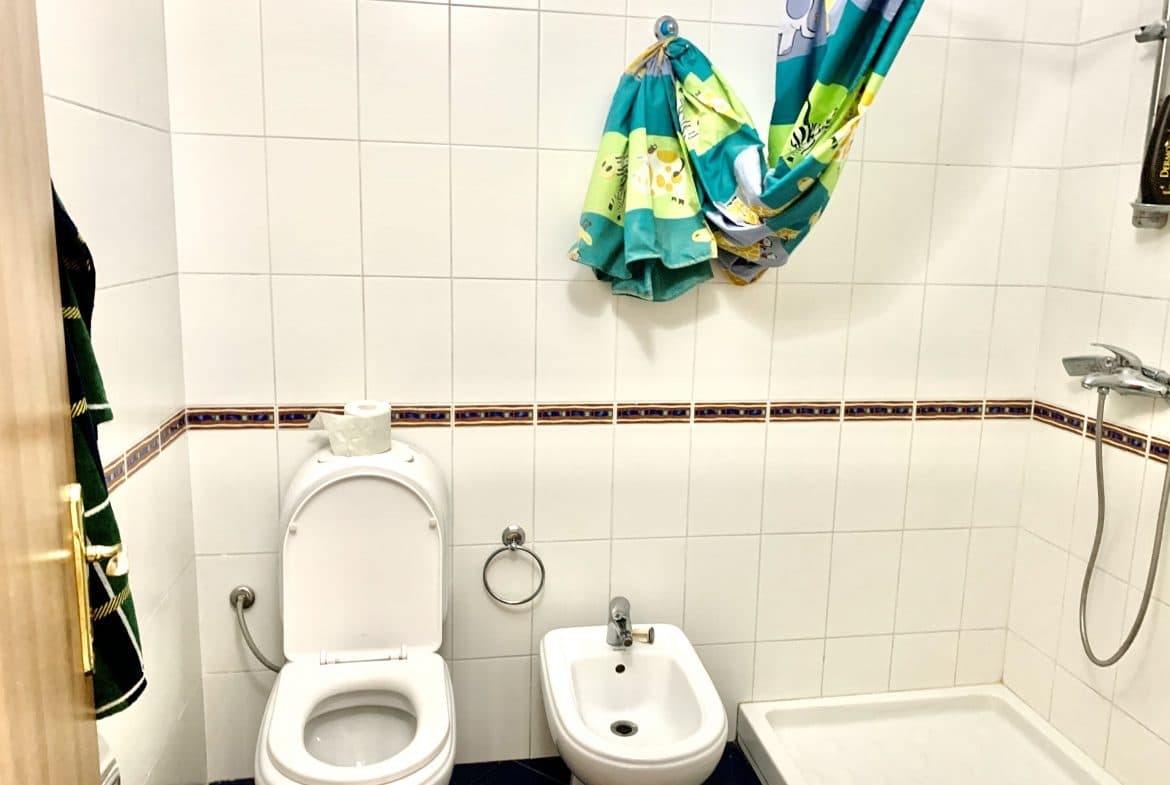 JEPET ME QERA APARTAMENT 2+1 NE VOLLGA,DURRES! 2