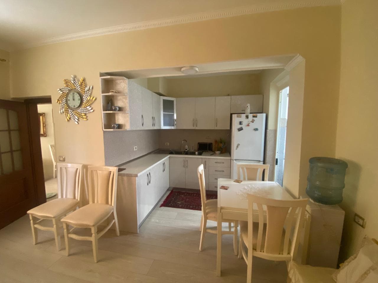 JEPET ME QERA APARTAMENT 1+1 GJYKATA DURRES 3