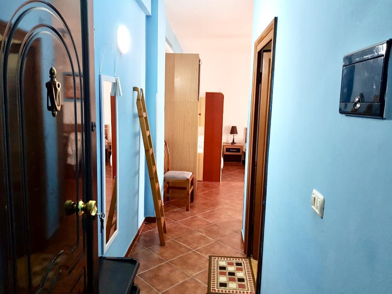 JEPET ME QERA GARSIONERE NE PLAZH,DURRES! 3