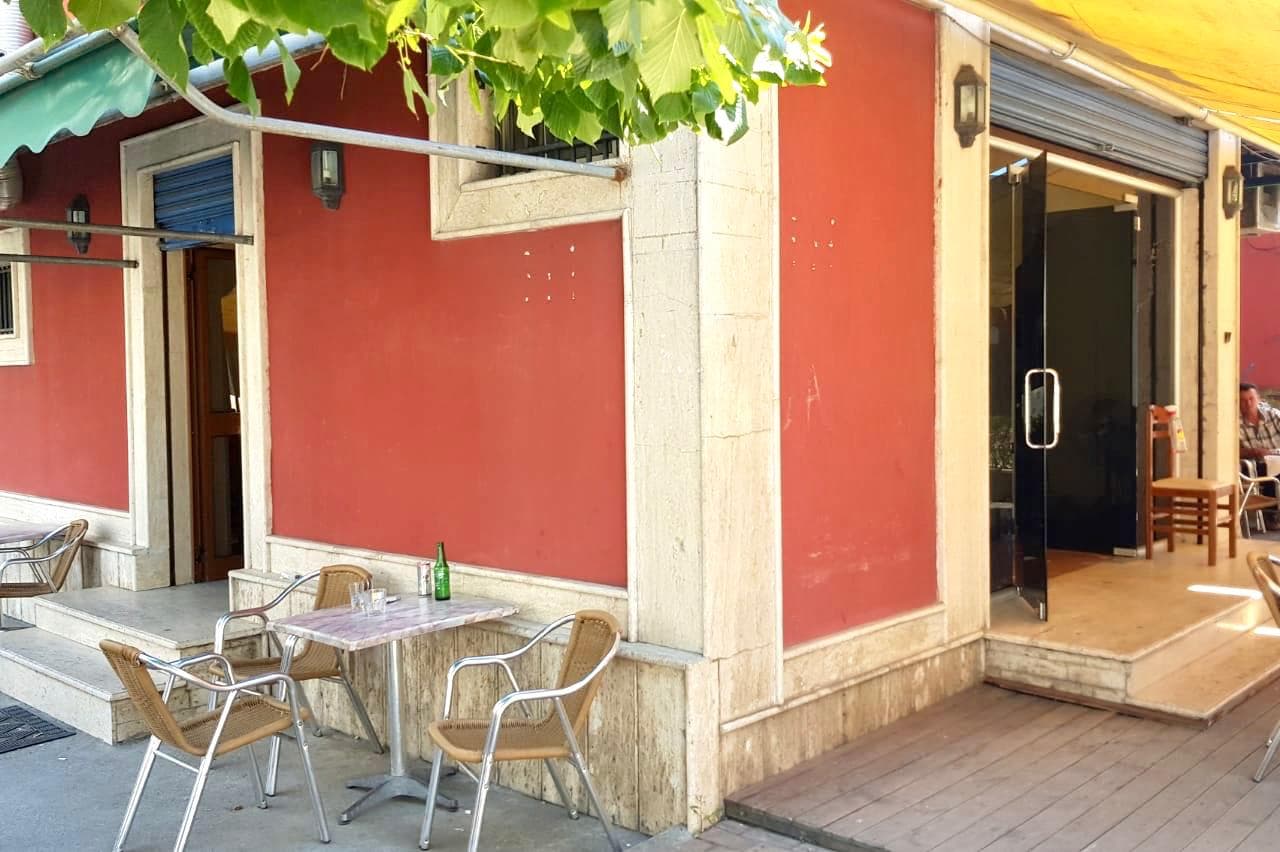SHITET LOKAL TEK LAGJA 17, PERBALLE UJESJELLESIT, DURRES!
