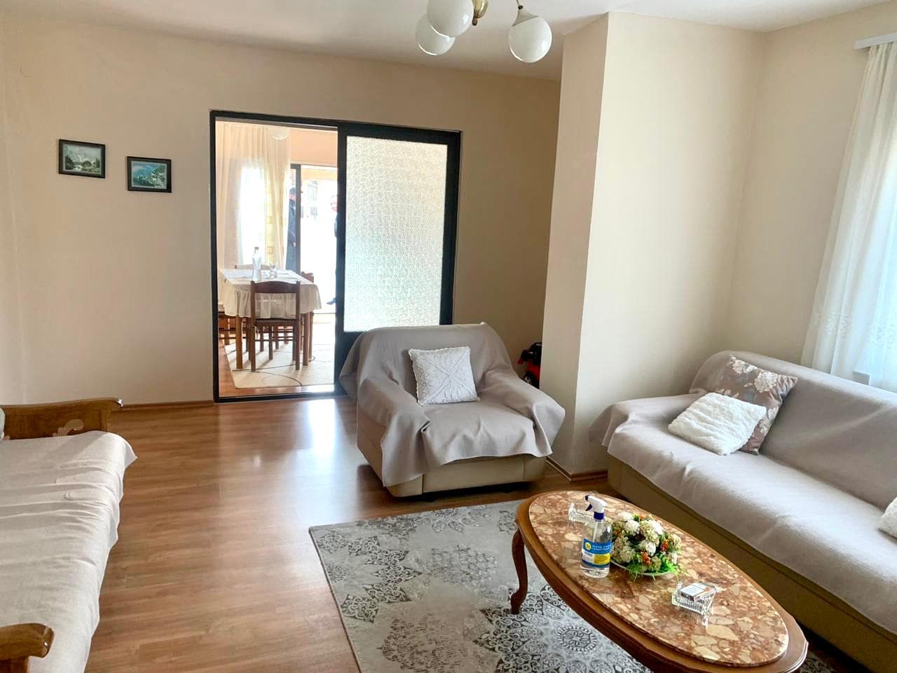 SHITET APARTAMENT 3+1, PRANE KMY, MUZEUMI, DURRES. 2