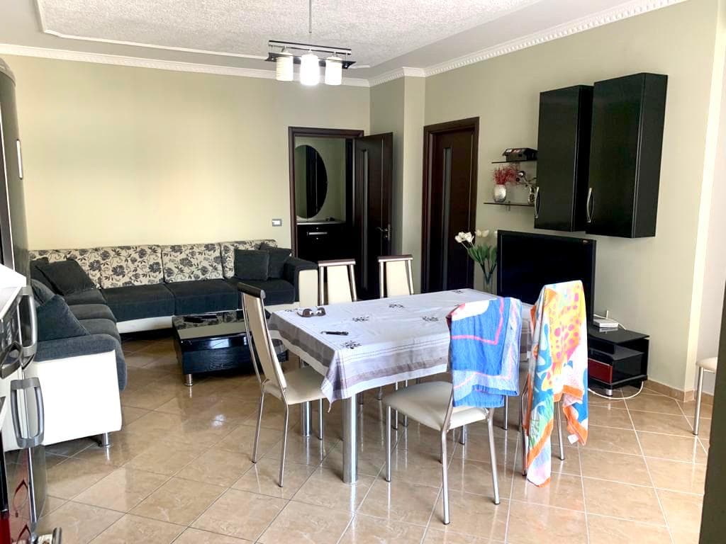 JEPET ME QERA APARTAMENT 2+1 LAGJA 5, RRUGA MUJO ULQINAKU DURRES! 3