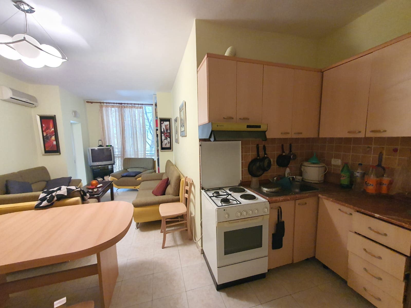 SHITET APARTAMENT 2+1 PRANE HOTEL MAJESTIC,SHKEMBI I KAVAJES,DURRES. 3