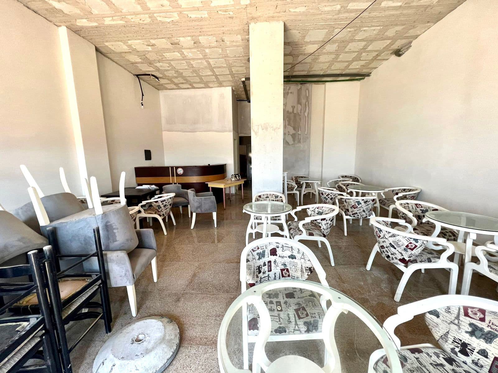 SHITET AMBIENT BIZNESI PRANE PISTES TEUTA , PLAZH, DURRES. 3