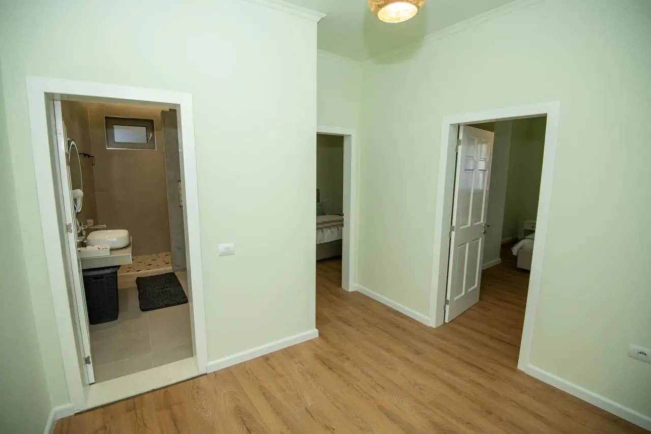 JEPET ME QERA APARTAMENT 2+1 ZONA VILA ZOGUT