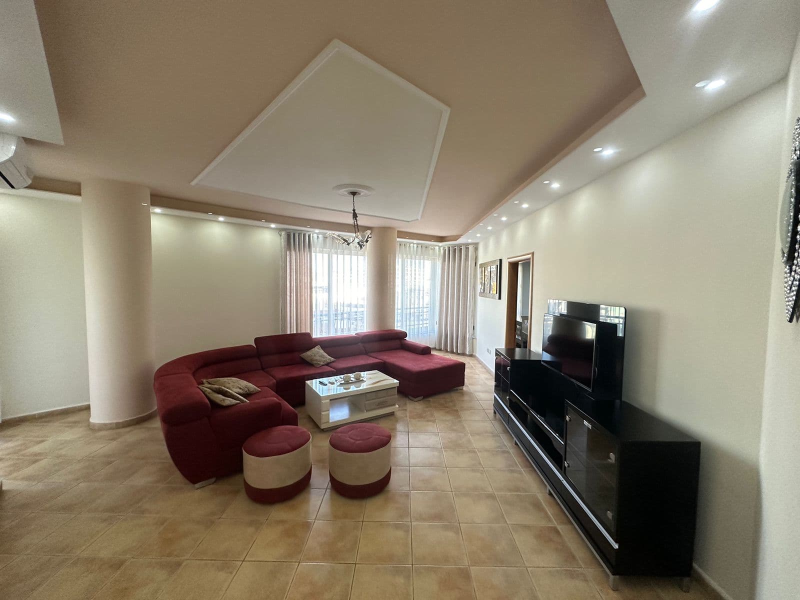 JEPET APARTAMENT ME QERA 2+1 BASHKIA,DURRES