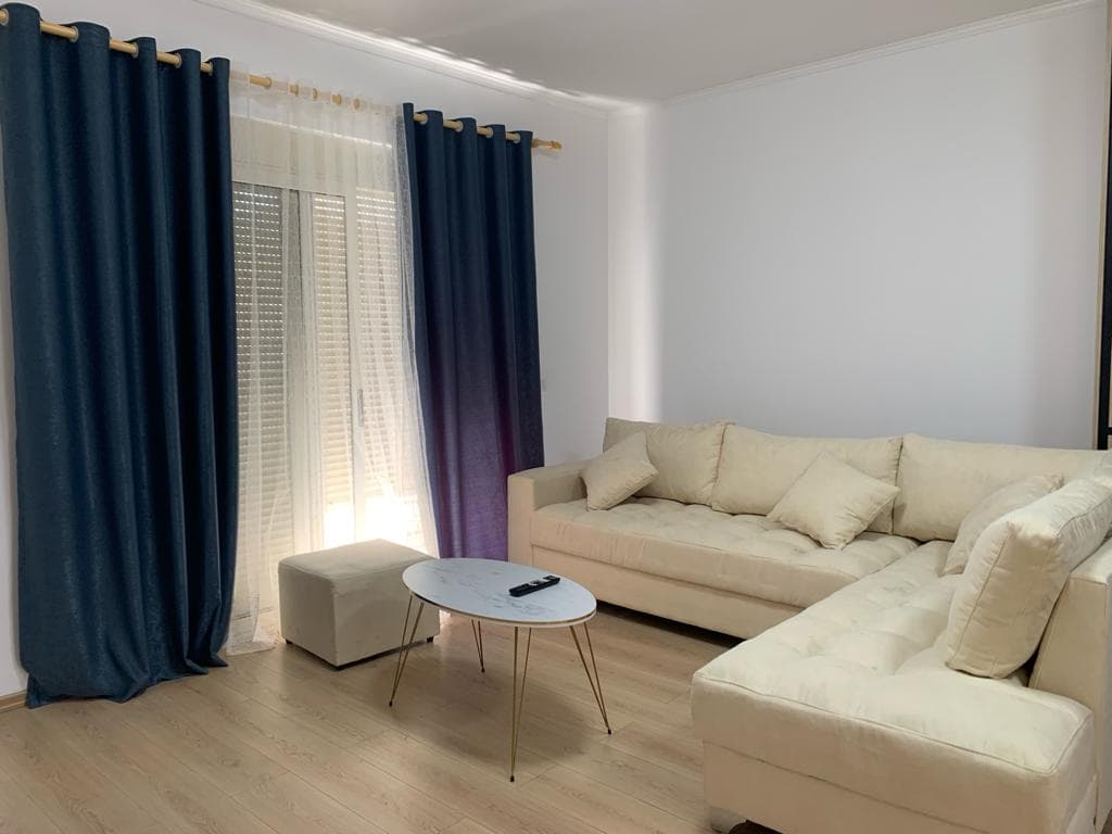 JEPET ME QERA APARTAMENT 2+1, MUZEUMI, DURRES