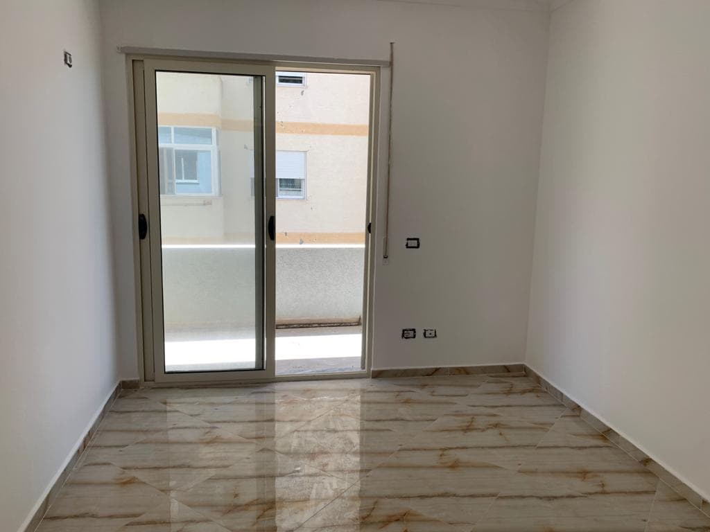 SHITET APARTAMENT 2+1 TE SHKEMBI I KAVAJES! 3