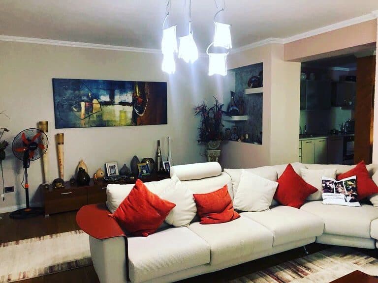 SHITET APARTAMENT 3+1 PRANE AMFITEATRIT,DURRES! 4