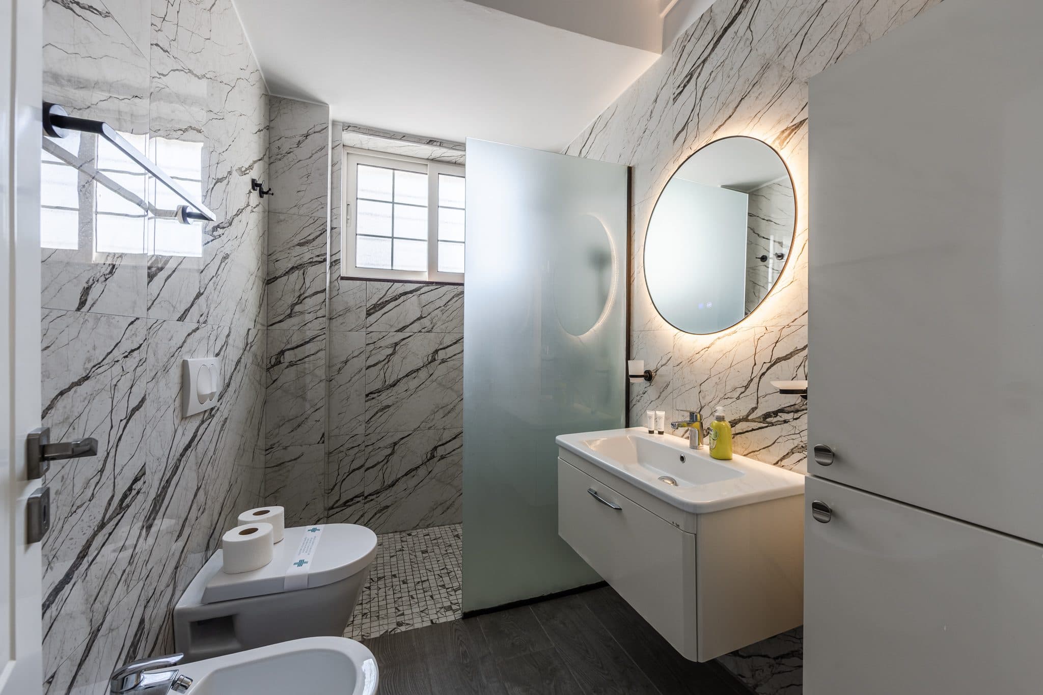 JEPET ME QERA APARTAMENT 1+1 PRANE BLUESTAR CENTER, DURRES 3