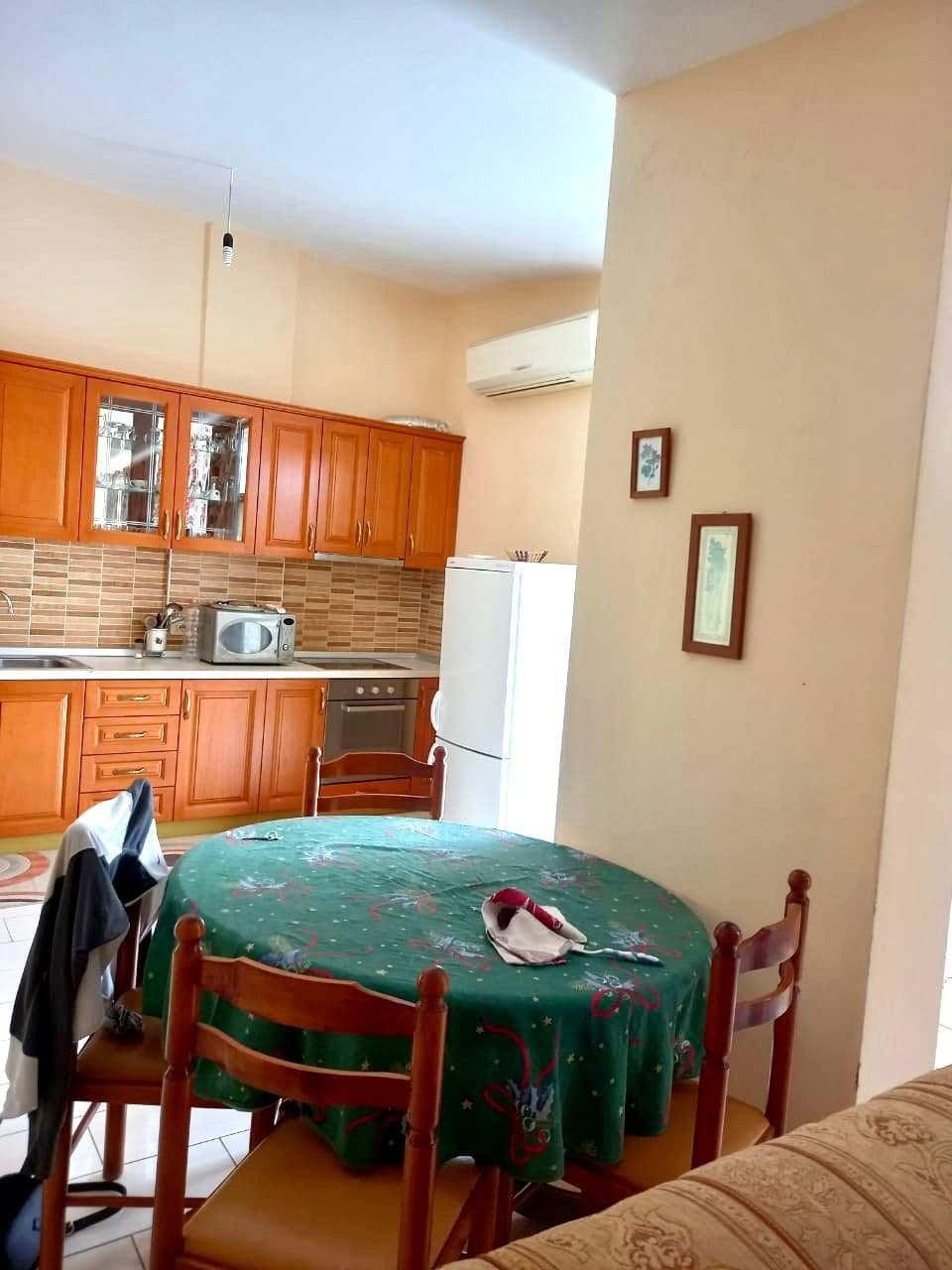 JEPET PER QERA KATI I KATERT I NJE VILE 3+1 PRANE PISHAVE TE BUTA GOLEM, DURRES. 3