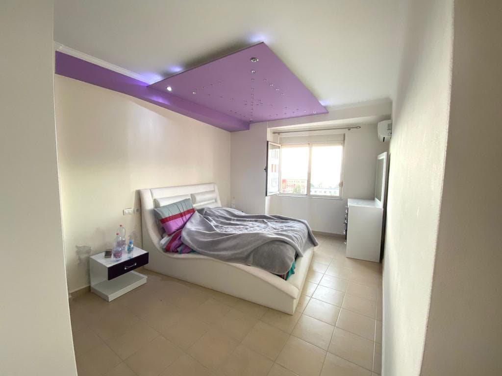 SHITET APARTAMENT PRANE KOMPLEKSIT ROTONDA NE PLAZH, DURRES. 3
