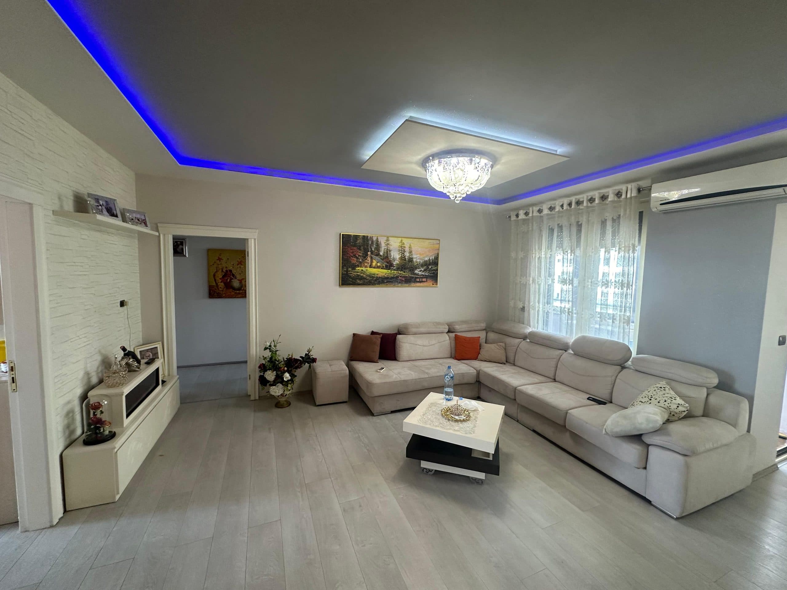 JEPET ME QERA APARTAMENT 3+1+2, RRUGA PORTIT, DURRES. 2
