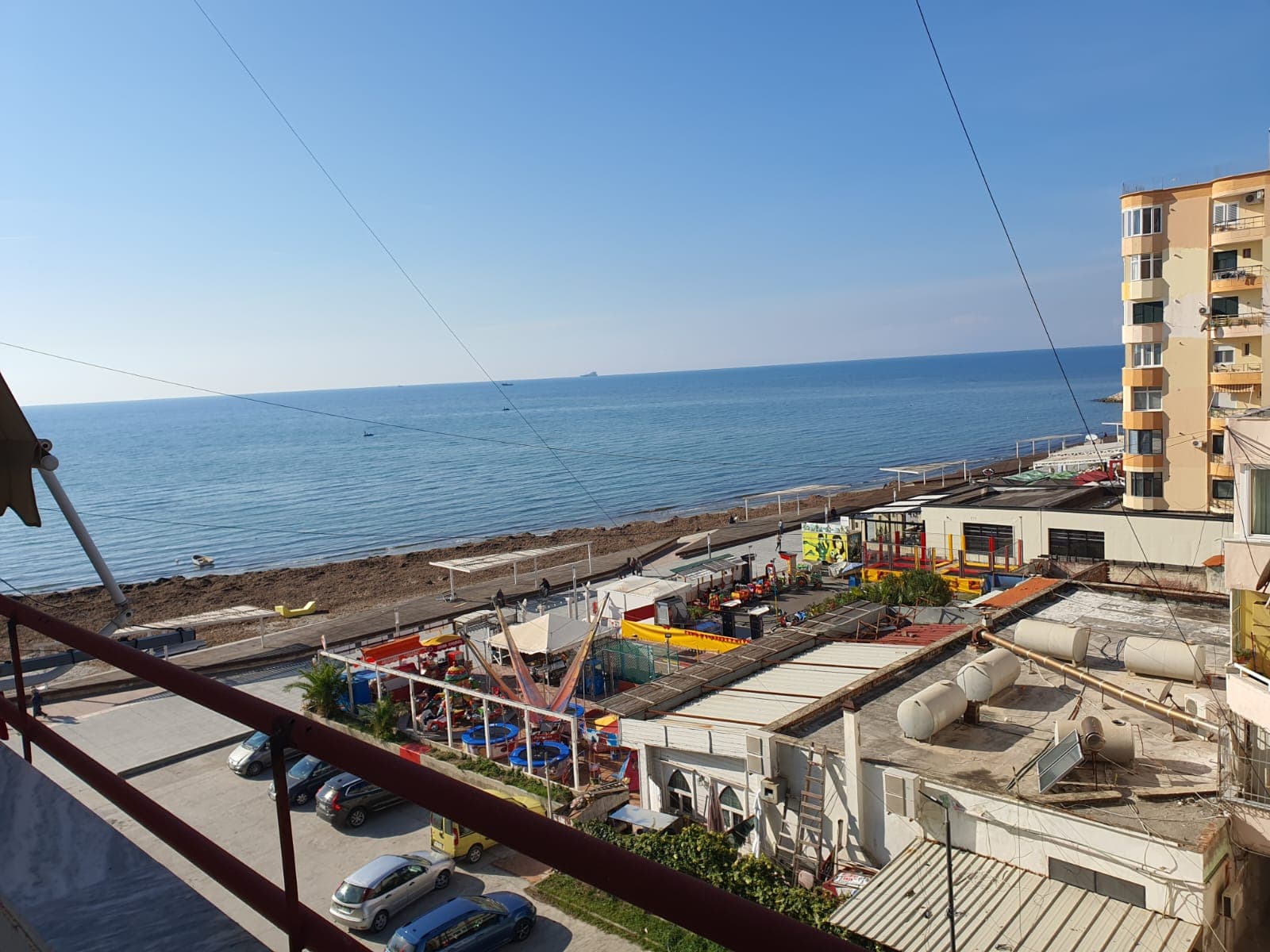 JEPET ME QERA APARTAMENT 1+1 ME PAMJE DETI,VOLLGA,DURRES.