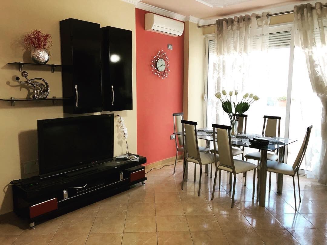 SHITET APARTAMENT 2+1 SUPER E MOBILUAR NE DURRES!