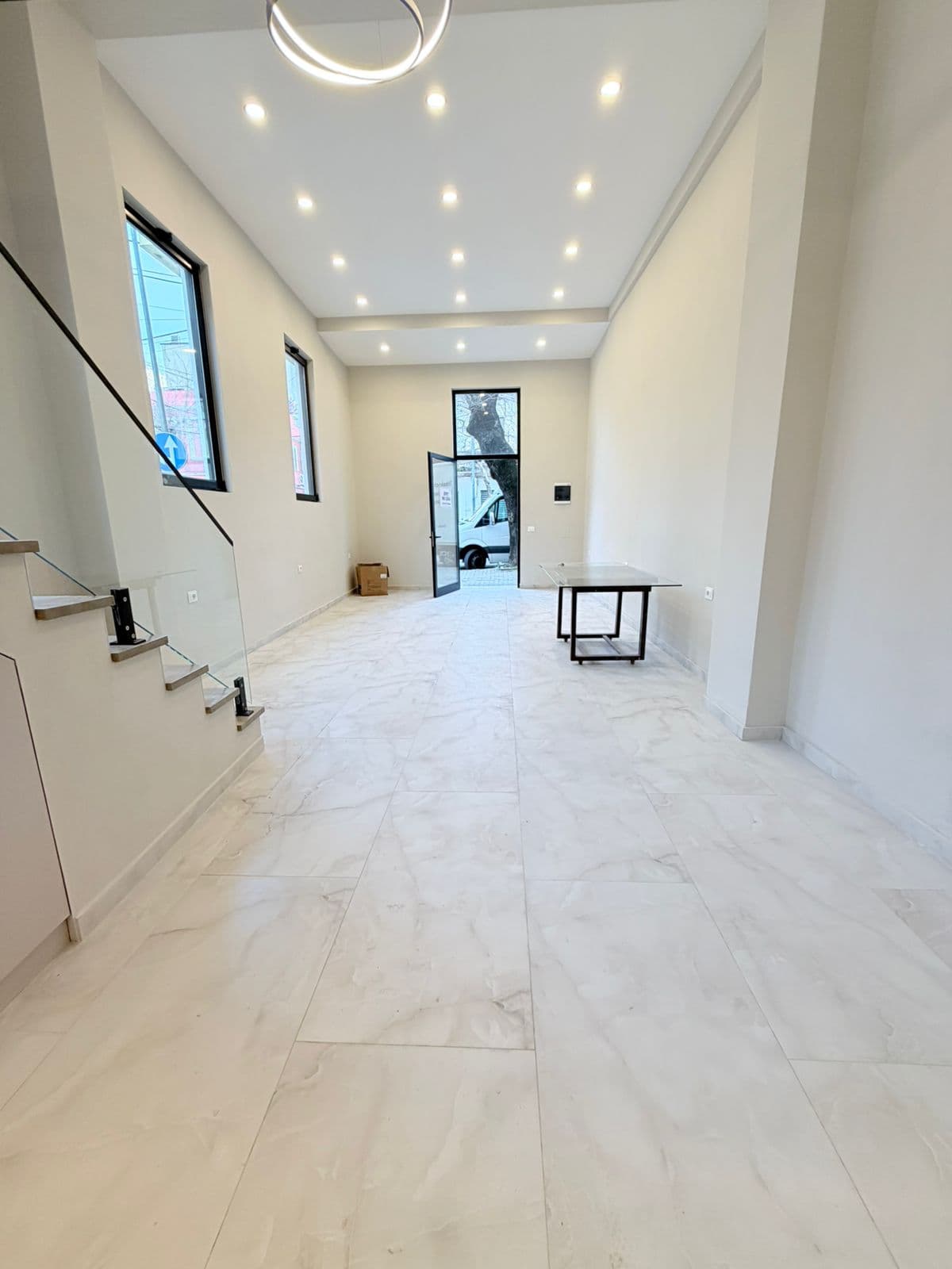 JEPET ME QERA AMBIENT BIZNESI (DUPLEX) PRANVERA, DURRES 3