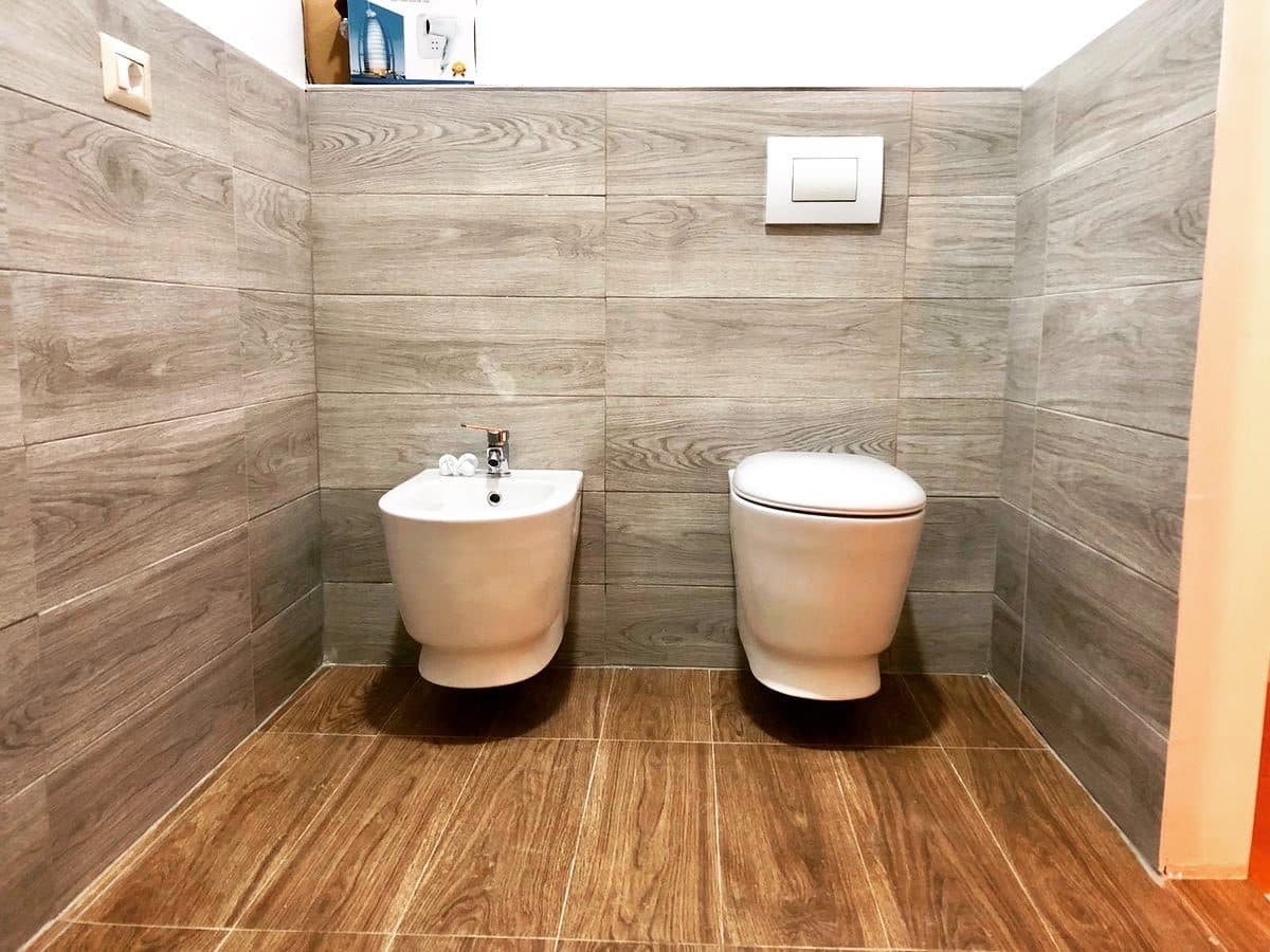 SHITET HOTEL 5 KATESH NE PLAZH,DURRES! 2