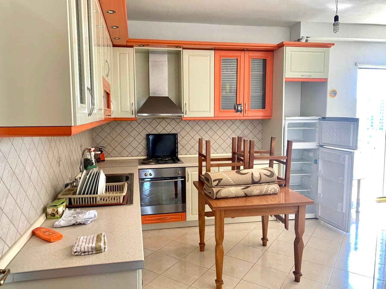 SHITET APARTAMENT 2+1 PRANE TREGUT TE MADH INDUSTRIAL, DURRES.
