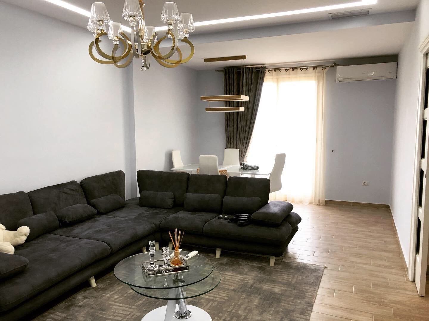 SHITET APARTAMENT 2+1 TE VILA E ZOGUT,DURRES!
