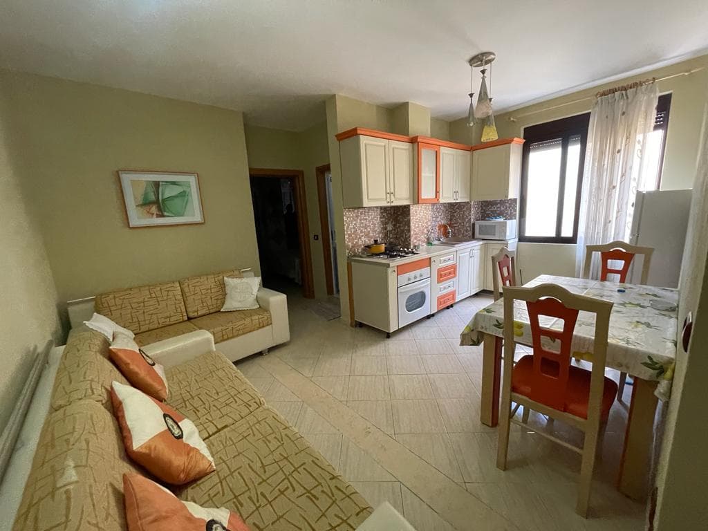 SHITET APARTAMENT 2+1 PRANE HOTEL ADRIATIK,PLAZH,DURRES.