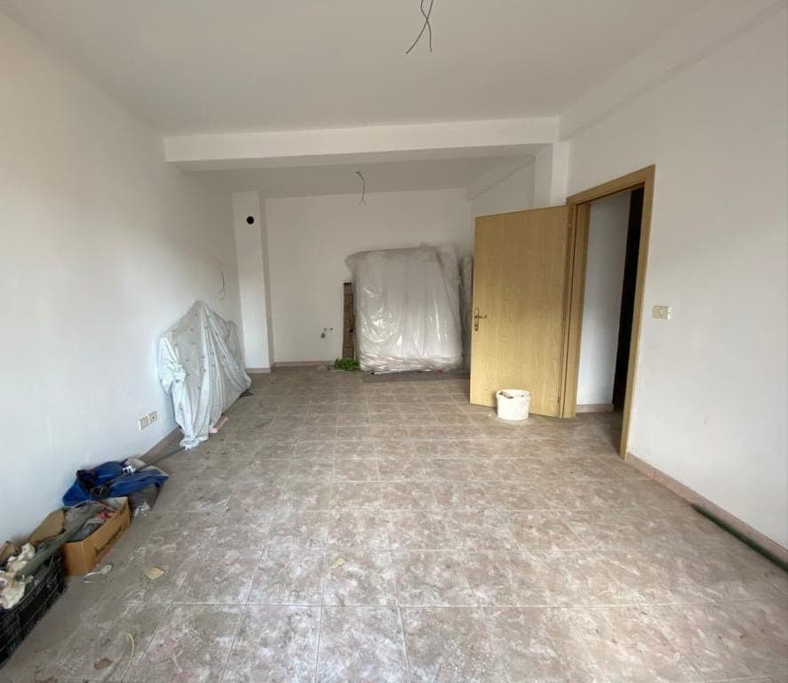 SHITET APARTAMENT 1+1 PRANE RESTORANT 4 STINET,VOLLGA,DURRES.