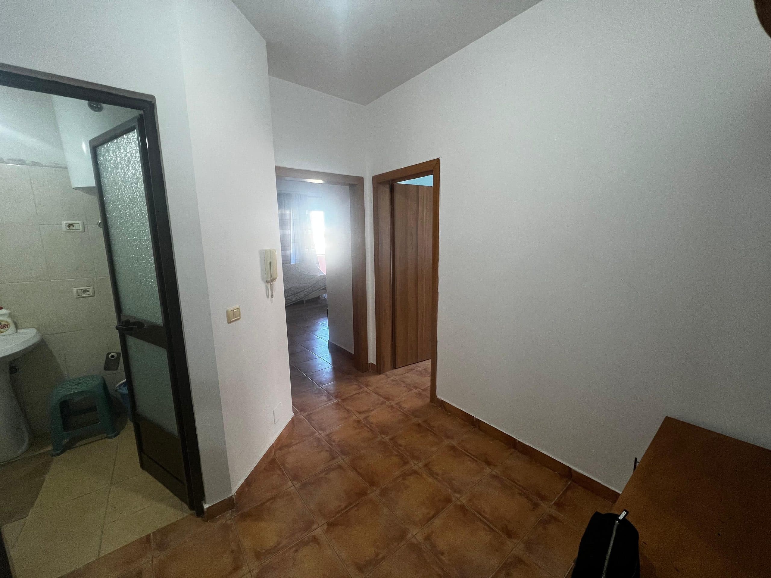 SHITET APARTAMENT 1+1, PERBALLE KOMPLEKSIT FLORIDA, PLAZH, DURRES. 3