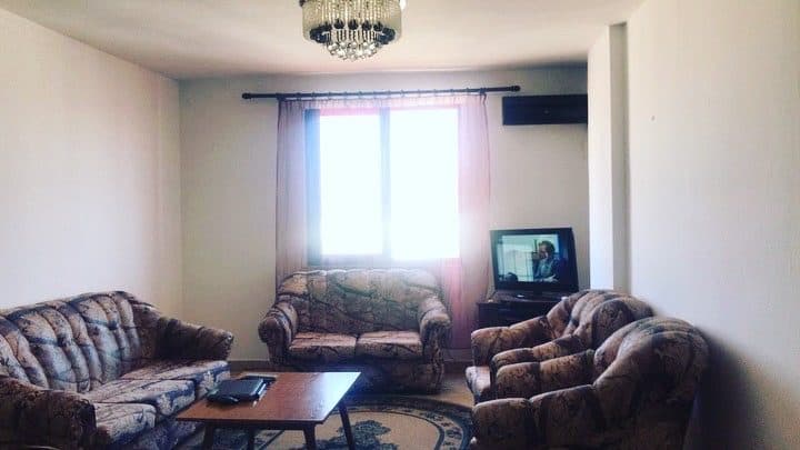 JEPET ME QERA APARTAMENT 2+1 NE DURRES! 2