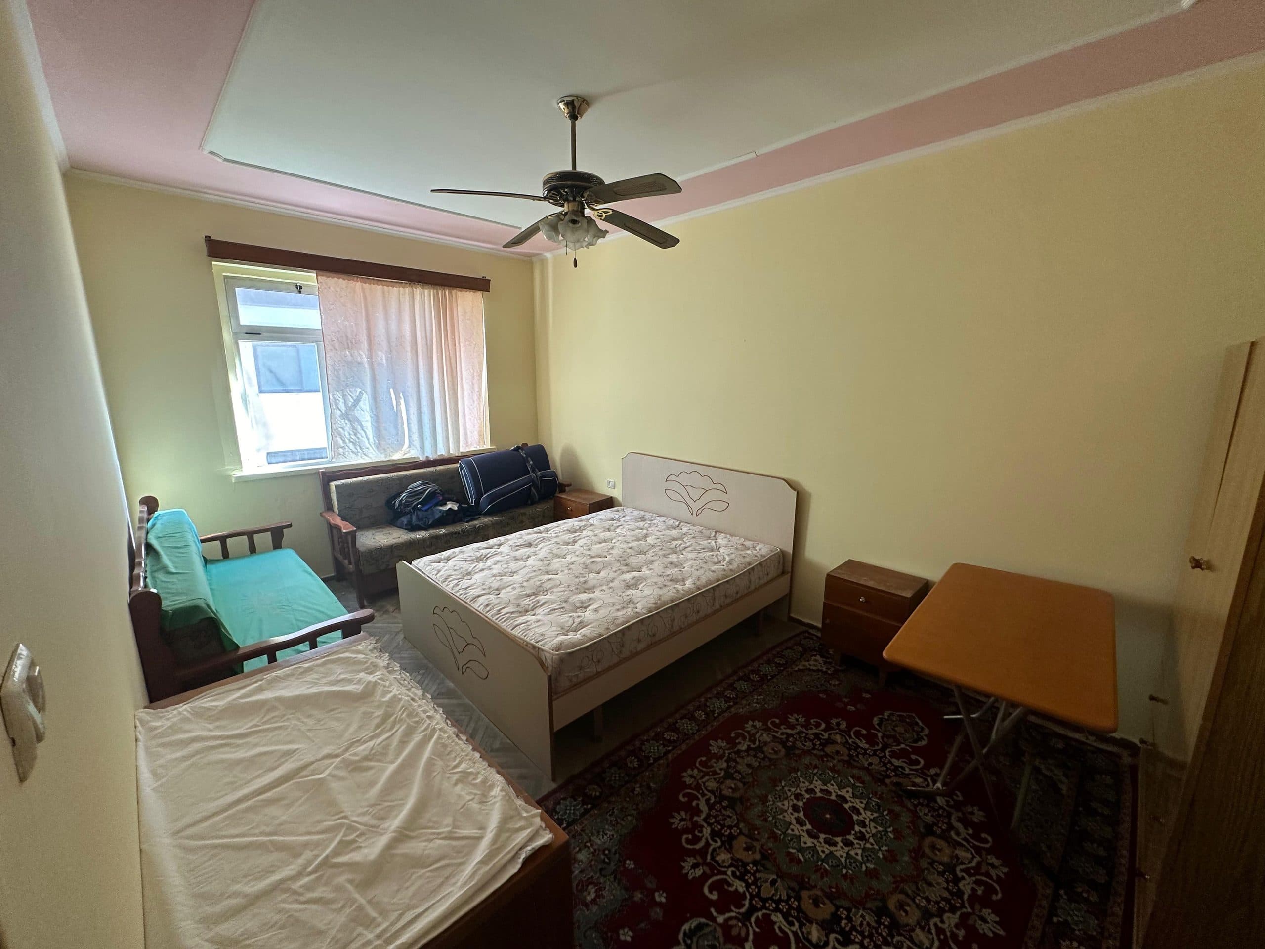 JEPET ME QERA APARTAMENT 1+1, PRANE GJYKATES, DURRES.