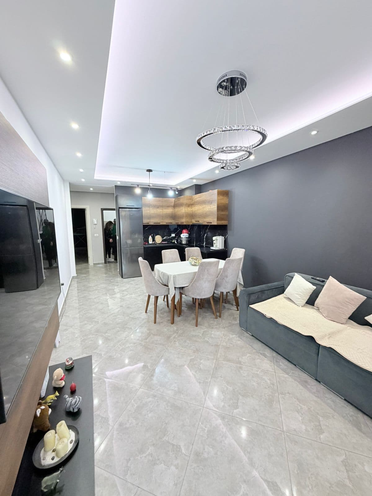 SHITET APARTAMENT 2+1 SPITALLE,DURRES 2